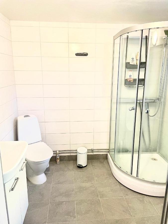גאוולה 3 Rooms With Private Kitchen & Private Bathroom 5B מראה חיצוני תמונה
